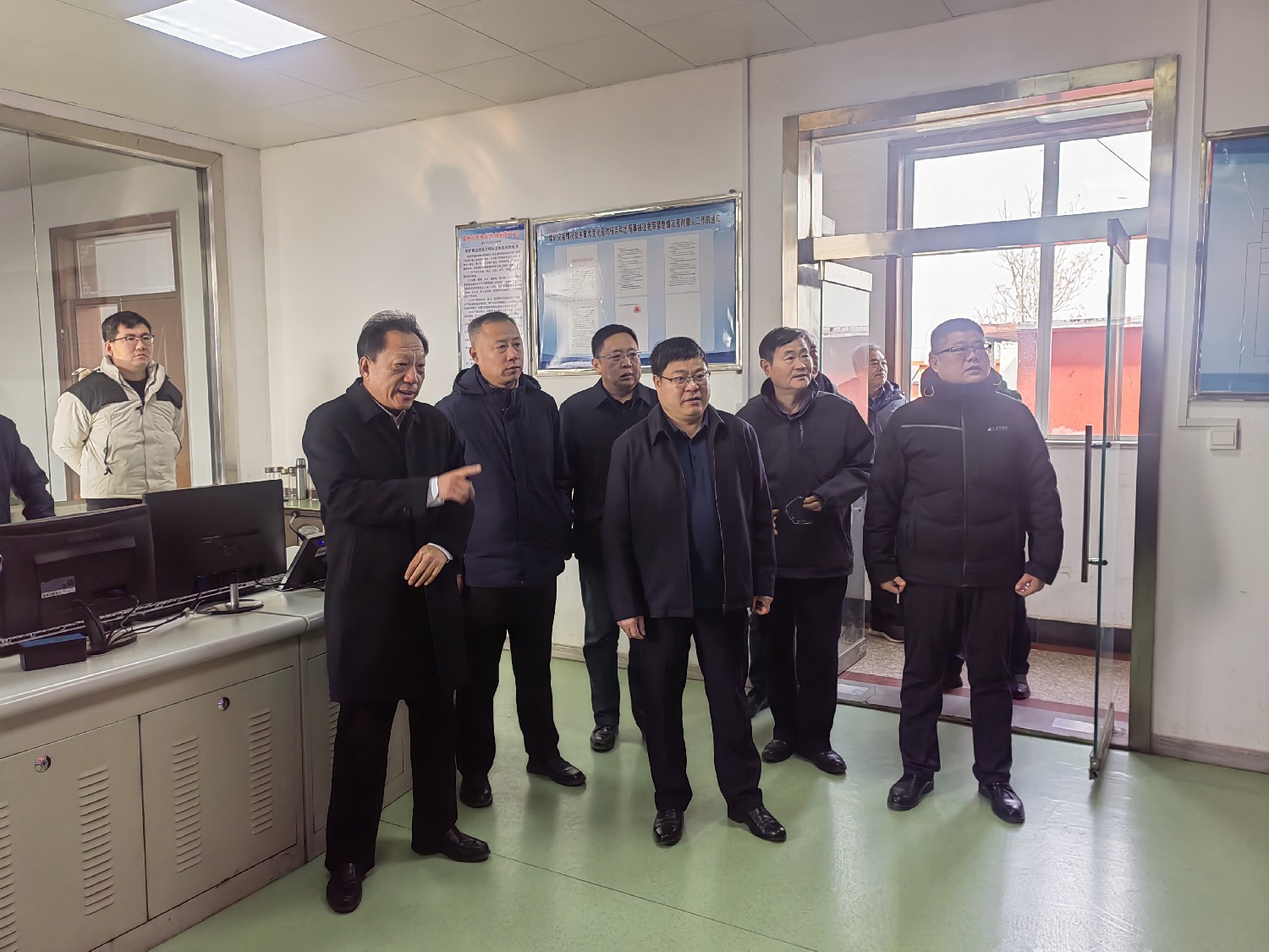 劉忠波帶隊到級索煤礦督導煤礦安全生產(chǎn)工作