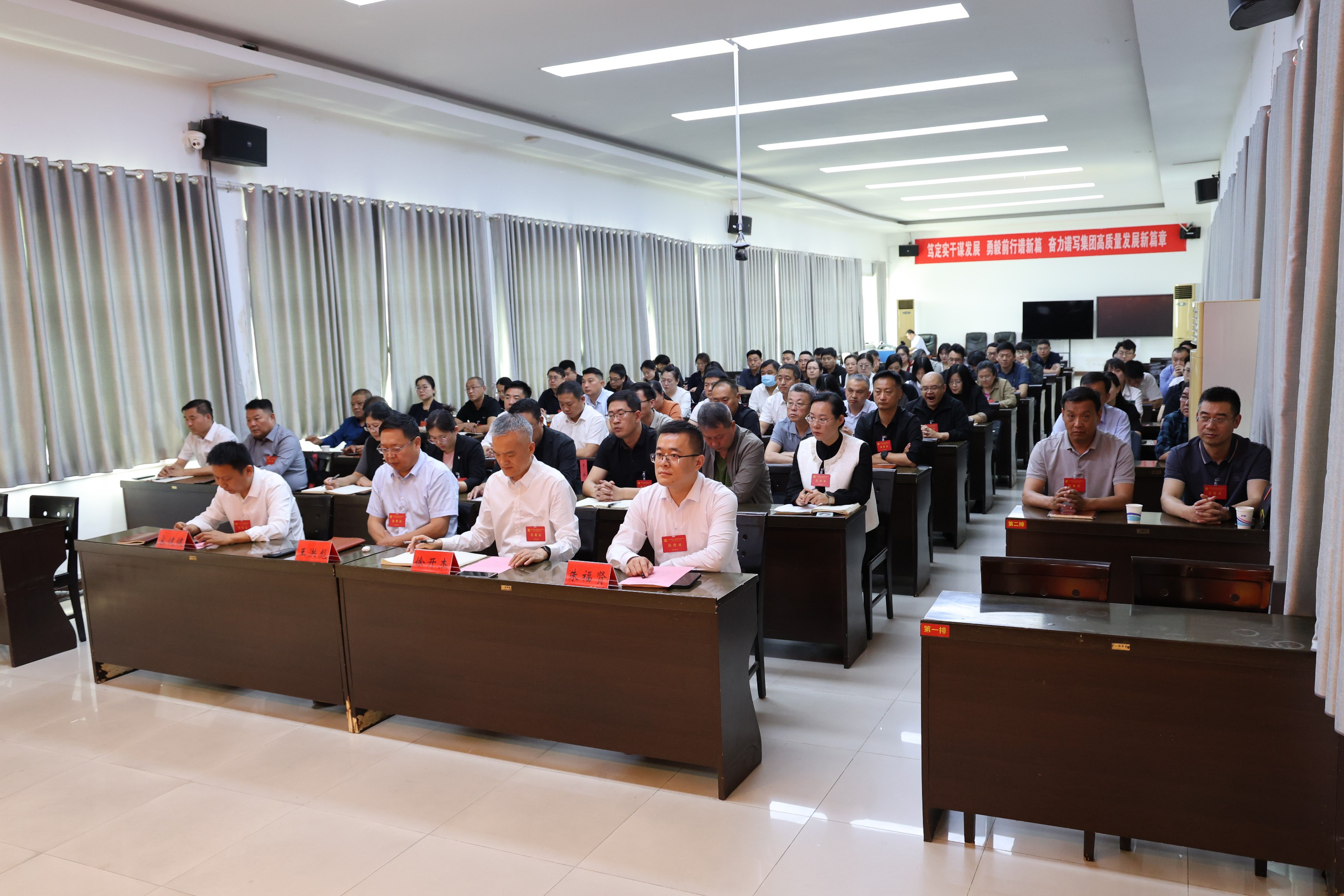 1745915685703763.jpg 1745915685703763.jpg